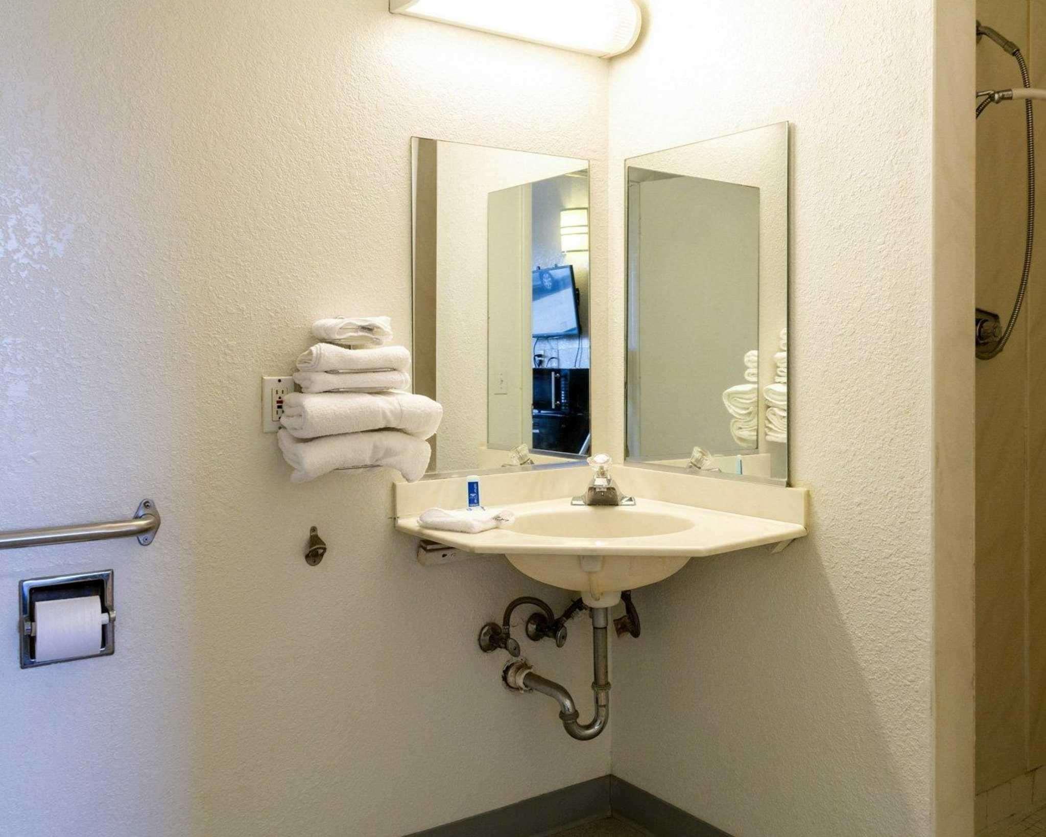 Rodeway Inn Κολόμπο Εξωτερικό φωτογραφία